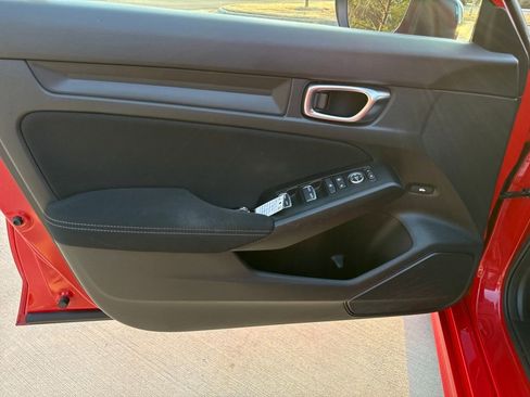 Used 2023 Honda Civic Sport image 14