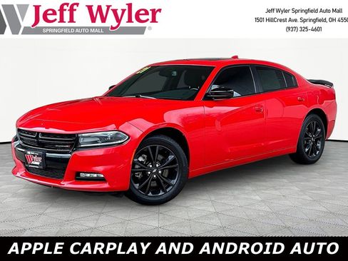 Used 2021 Dodge Charger SXT w/ Blacktop Package image 1