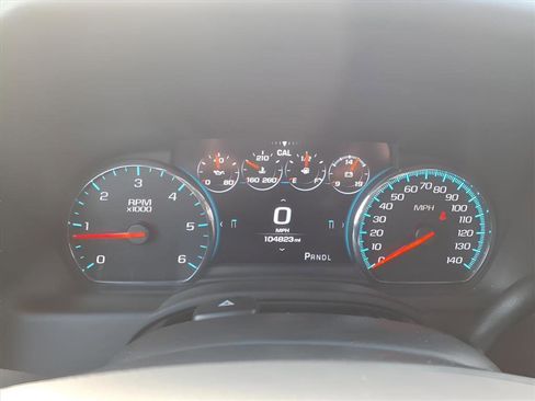 Used 2019 Chevrolet Suburban Premier w/ Premier Plus Edition image 40