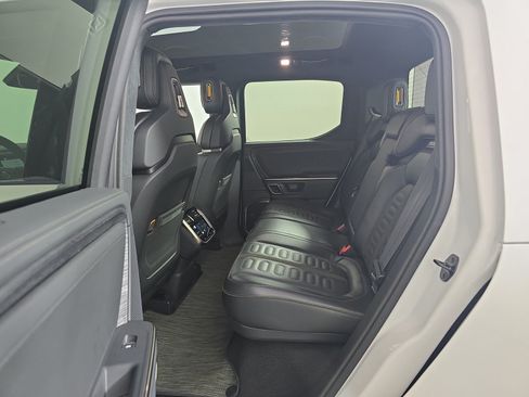 Used 2024 Rivian R1T Adventure AWD/4WD image 21