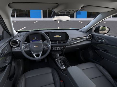 New 2026 Chevrolet Trax ACTIV FWD image 3