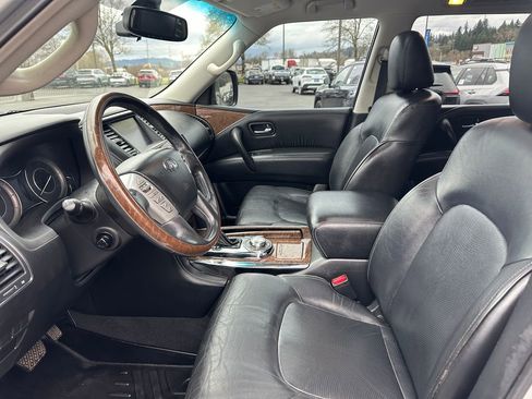 Used 2016 INFINITI QX80 4WD image 12