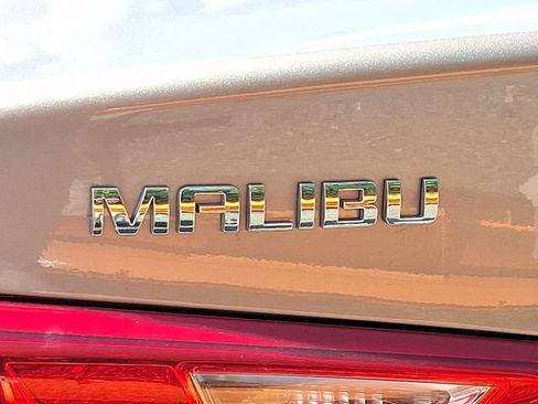 Certified 2025 Chevrolet Malibu LT FWD image 29