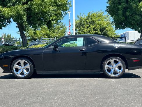 Used 2013 Dodge Challenger SXT w/ Super Sport Group RWD image 7