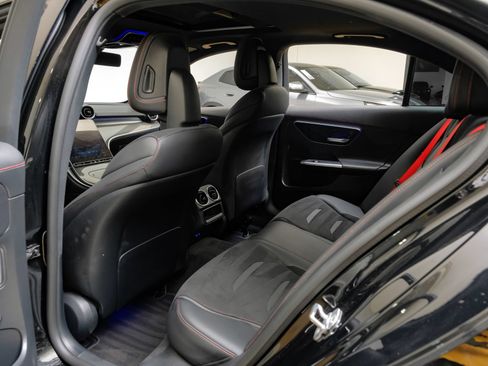 Used 2024 Mercedes-Benz C 43 AMG 4MATIC Sedan w/ AMG Dynamic Plus Package image 29