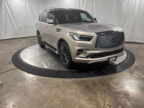 Used 2023 INFINITI QX80 Sensory w/ Cargo Package image 10