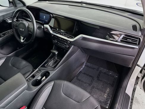 Used 2022 Kia Niro EX Premium image 36