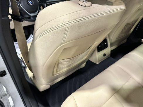 Used 2017 BMW 330i Sedan RWD image 28