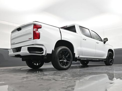 Used 2022 Chevrolet Silverado 1500 RST RWD image 24
