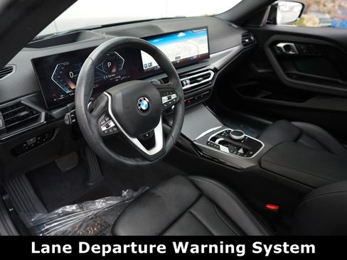 Used 2024 BMW 230i Coupe w/ Premium Package image 4