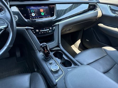 Used 2023 Cadillac XT6 Premium Luxury AWD/4WD image 11