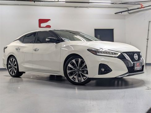 Used 2023 Nissan Maxima Platinum w/ Sport Mat Group image 2