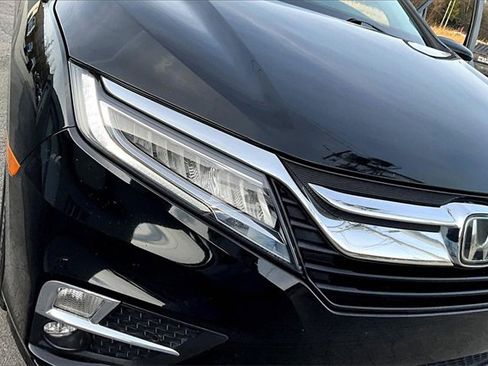 Used 2018 Honda Odyssey Touring image 32
