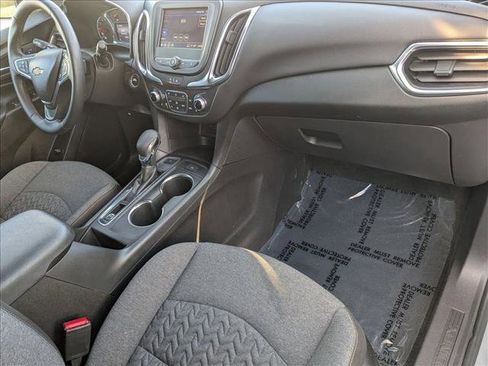 Used 2024 Chevrolet Equinox LT image 21