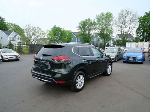 Used 2019 Nissan Rogue SV AWD/4WD image 6