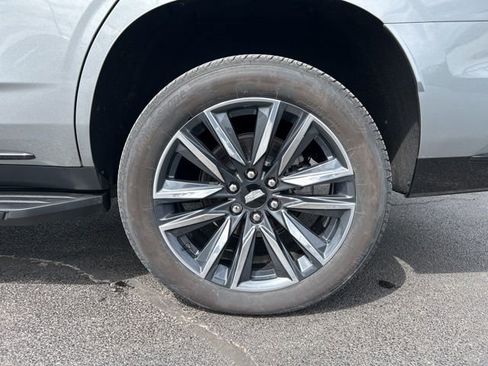Used 2023 Cadillac Escalade Sport AWD/4WD image 12