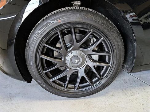 Used 2025 Tesla Model 3 Long Range AWD/4WD image 15