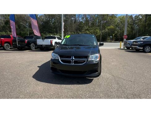 Used 2019 Dodge Grand Caravan SE image 7