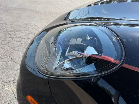 Used 2021 Porsche Panamera w/ Premium Package RWD image 6