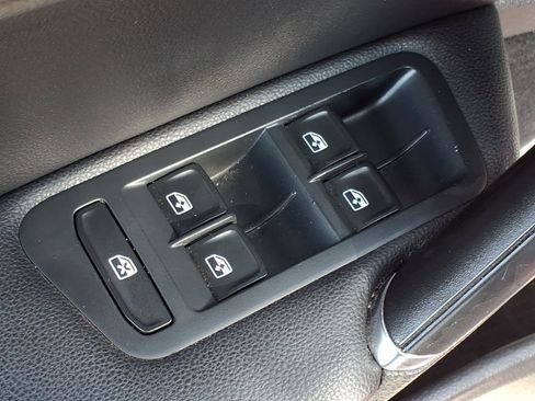 Used 2018 Volkswagen Golf Alltrack SE image 20