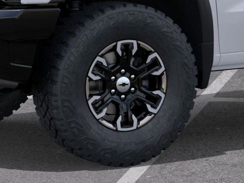 New 2026 Chevrolet Silverado 1500 ZR2 image 9