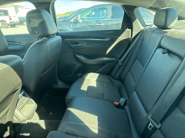 Used 2018 Chevrolet Impala LT FWD image 7