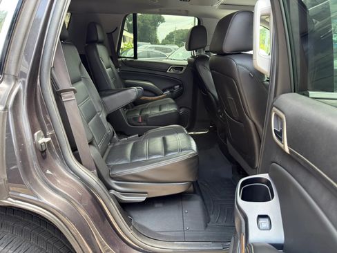 Used 2015 GMC Yukon Denali w/ Premium Package RWD image 22