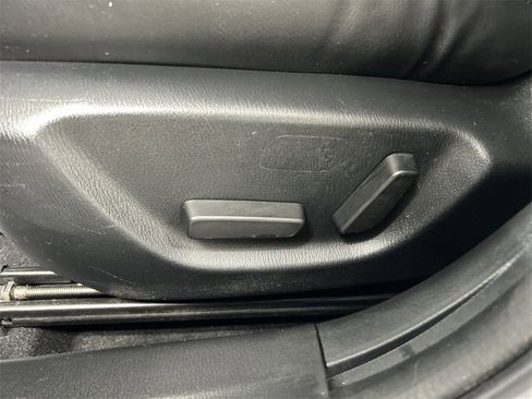 Used 2018 MAZDA MAZDA3 Touring image 10