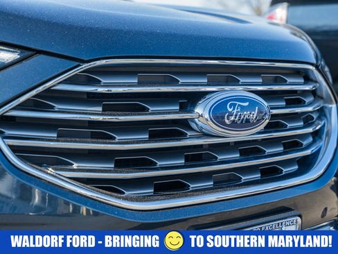 Used 2022 Ford Edge Titanium image 14