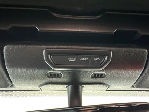 Used 2019 Jeep Wrangler Unlimited Rubicon AWD/4WD image 14