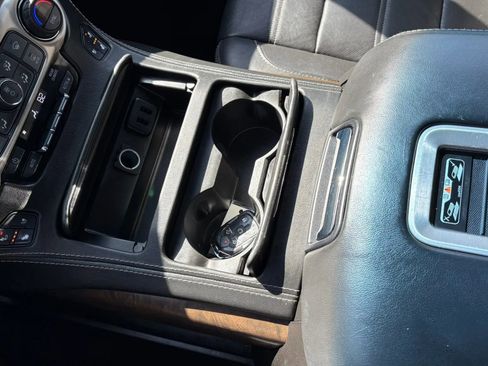 Used 2018 GMC Yukon XL Denali w/ Denali Ultimate Package image 23