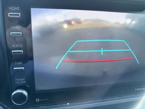 Used 2022 Toyota Tacoma TRD Sport image 13