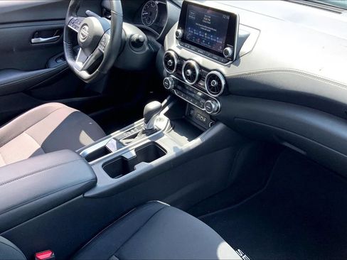 Used 2025 Nissan Sentra SV w/ All-Weather Package FWD image 8