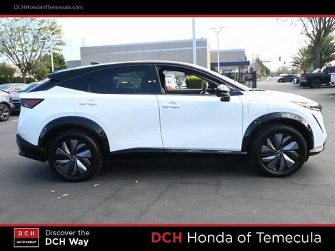 Used 2025 Nissan Ariya AWD image 5