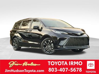 New 2025 Toyota Sienna XSE