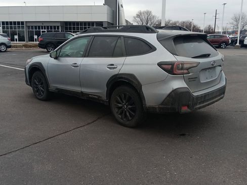 Used 2024 Subaru Outback Onyx Edition image 7
