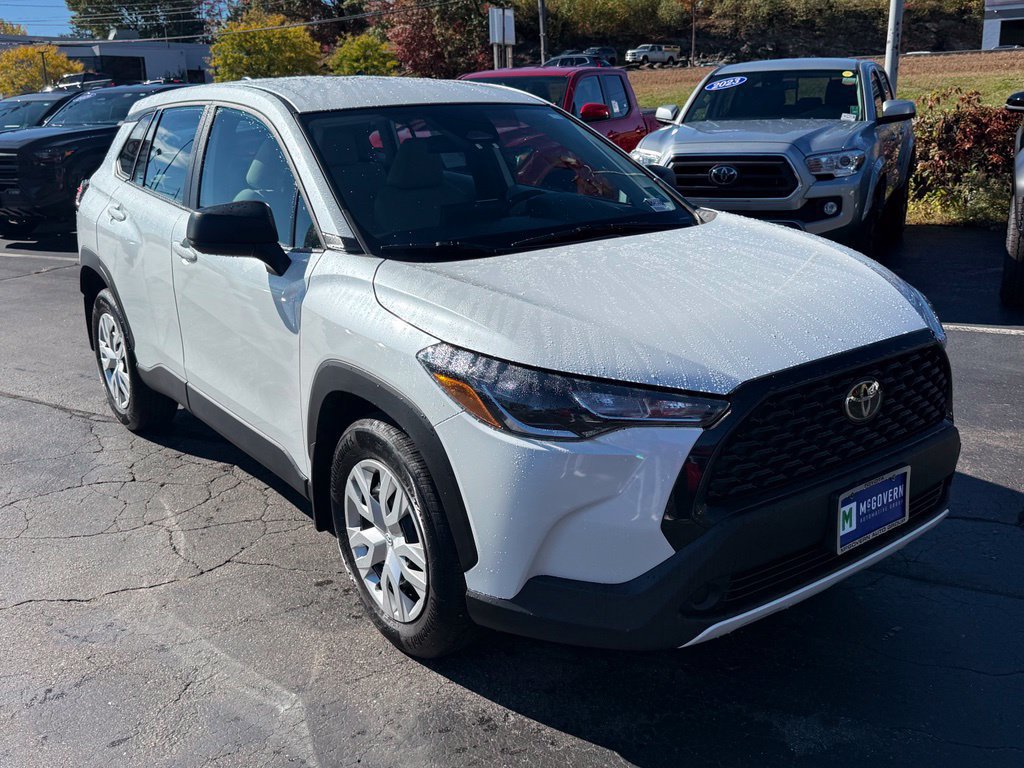 Certified 2024 Toyota Corolla Cross L AWD/4WD image 11