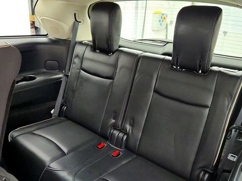 Used 2019 INFINITI QX60 Luxe w/ Essential Package image 23