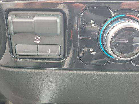 Used 2022 GMC Sierra 1500 Elevation image 29