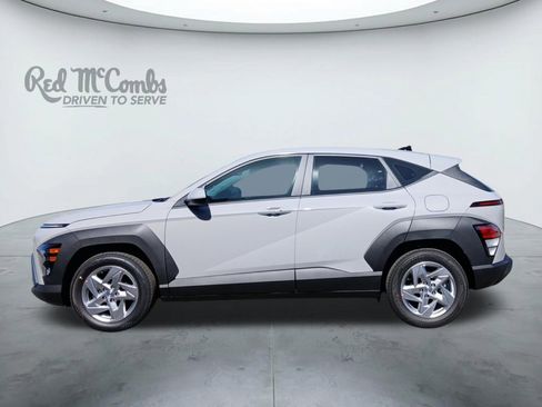 New 2026 Hyundai Kona SE image 2