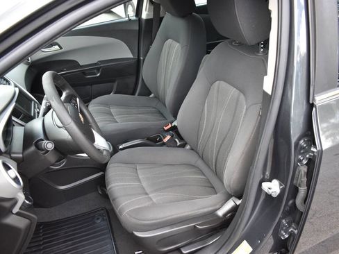 Used 2019 Chevrolet Sonic LT image 17
