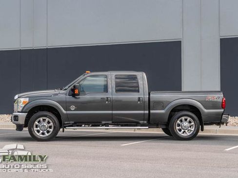Used 2016 Ford F250 Lariat w/ Lariat Ultimate Package AWD/4WD image 3