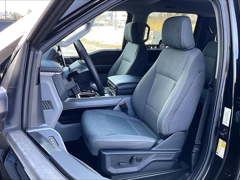 Used 2024 Ford F150 Lightning Flash image 9