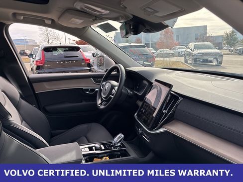 Certified 2025 Volvo XC90 B6 Plus image 13
