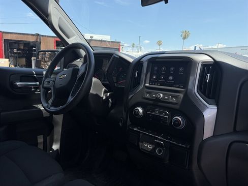 Used 2025 Chevrolet Silverado 1500 W/T RWD image 16