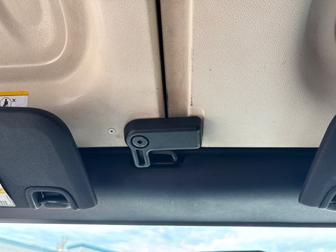 Used 2014 Jeep Wrangler Unlimited Sport w/ Connectivity Group AWD/4WD image 10