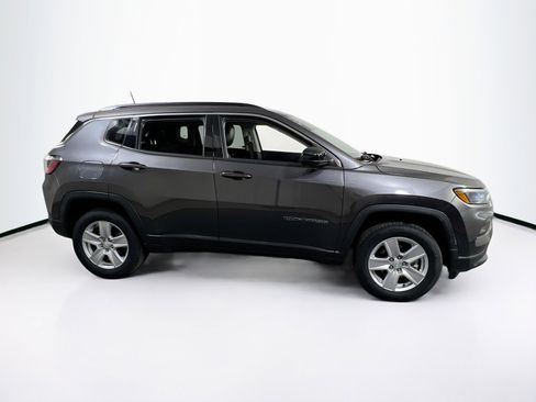 Used 2022 Jeep Compass Latitude w/ Convenience Group image 4