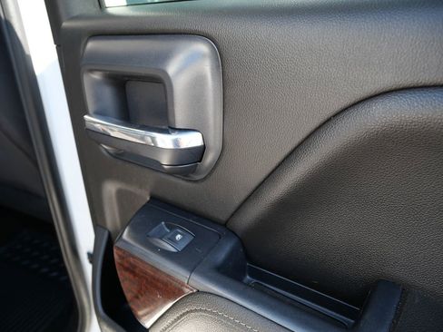 Used 2018 GMC Sierra 1500 SLE w/ SLE Value Package AWD/4WD image 33
