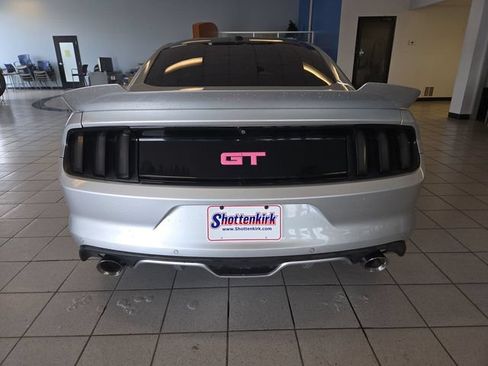 Used 2017 Ford Mustang GT Premium w/ GT Performance Package RWD image 7