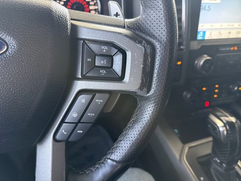 Used 2018 Ford F150 Raptor w/ Equipment Group 802A Luxury image 29